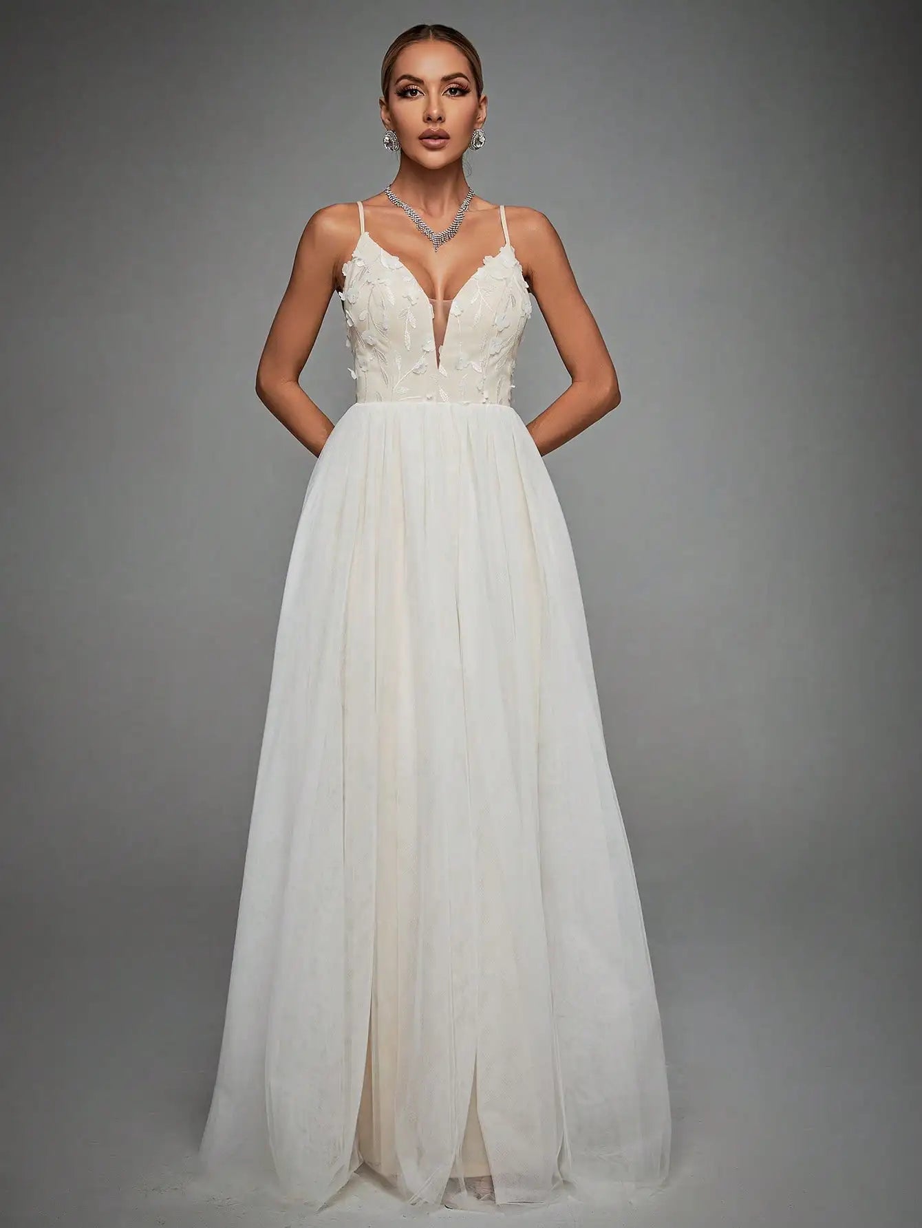 Mgiacy Halter V-neck three-dimensional embroidery color contrast wedding dress long evening gown ball dress party dress